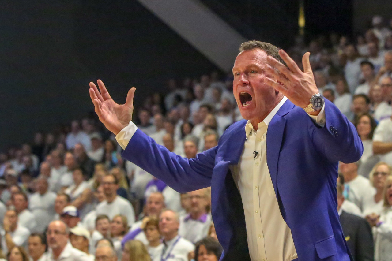 Talk To The Lopes Paul Coro Previews Lopes V 6 Nevada Hoops paul coro previews lopes v 6 nevada hoops