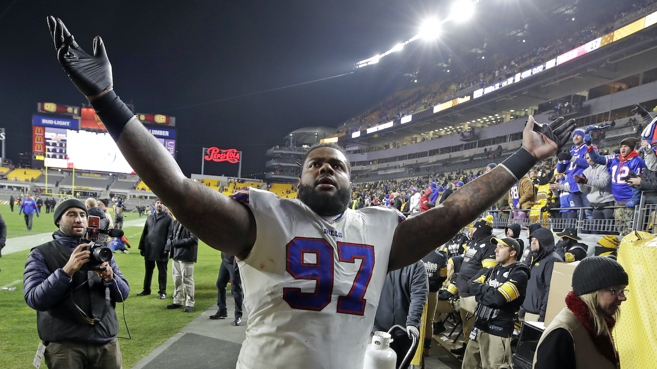 Arizona Cardinals sign DT Jordan Phillips