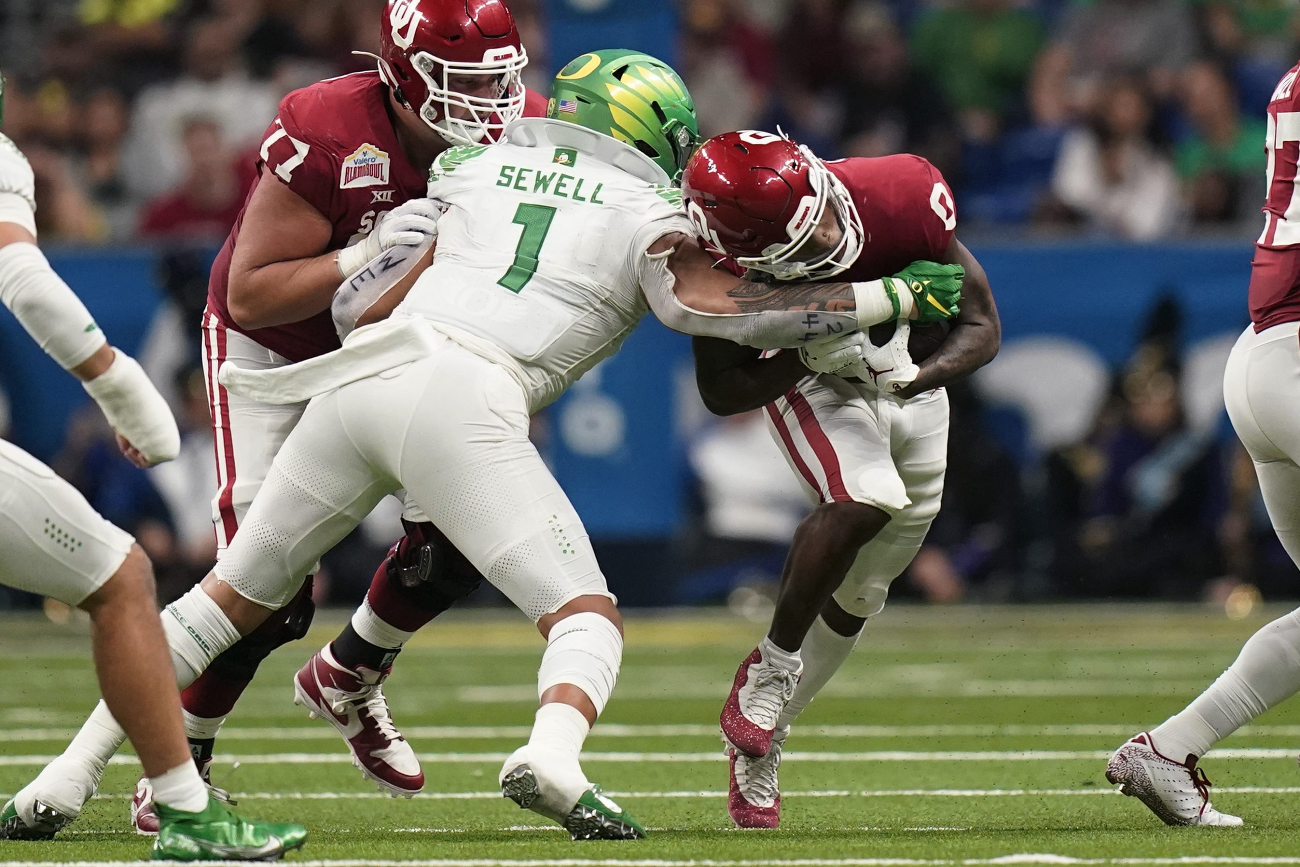 Wilner Hotline – List of 12 players entering the 2022 NFL Draft features  Lloyd, London, Thibodeaux and all the top talents