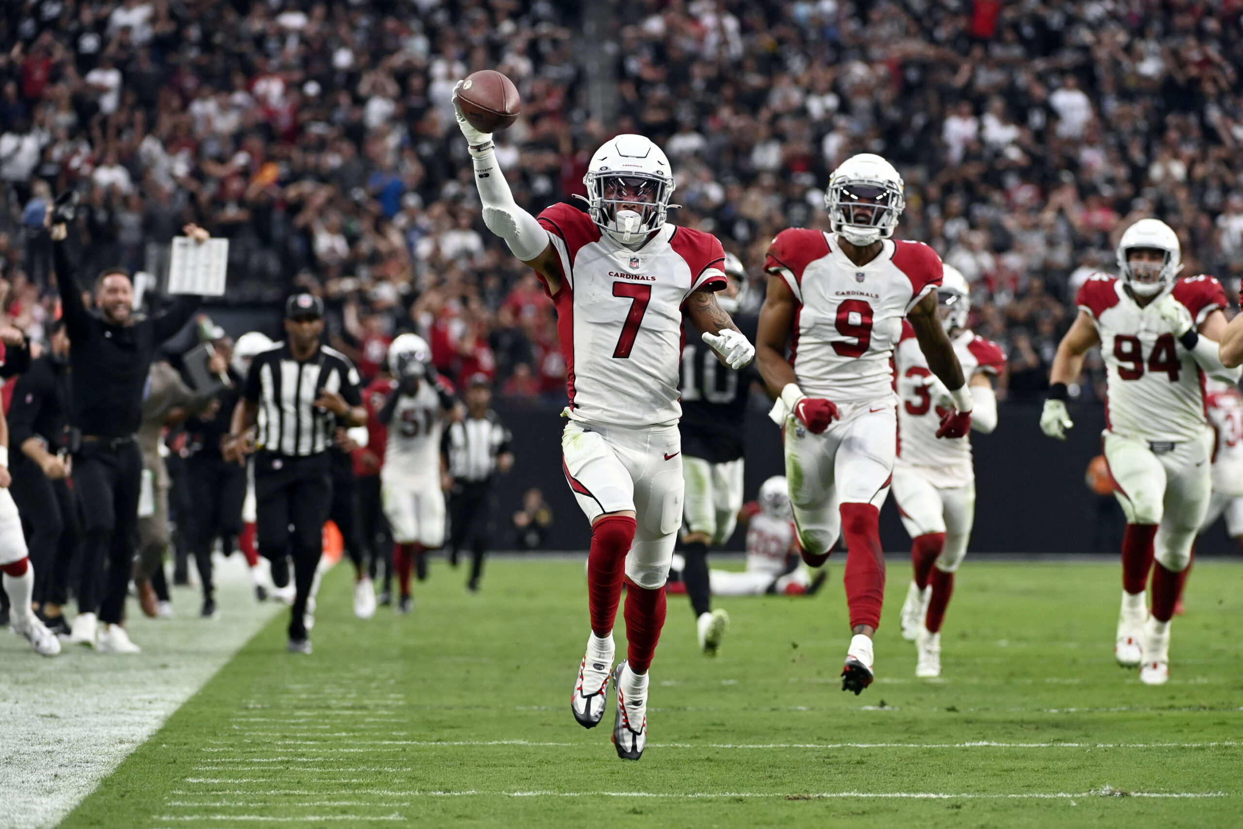 Cardinals complete miraculous come-from-behind win over Raiders in OT