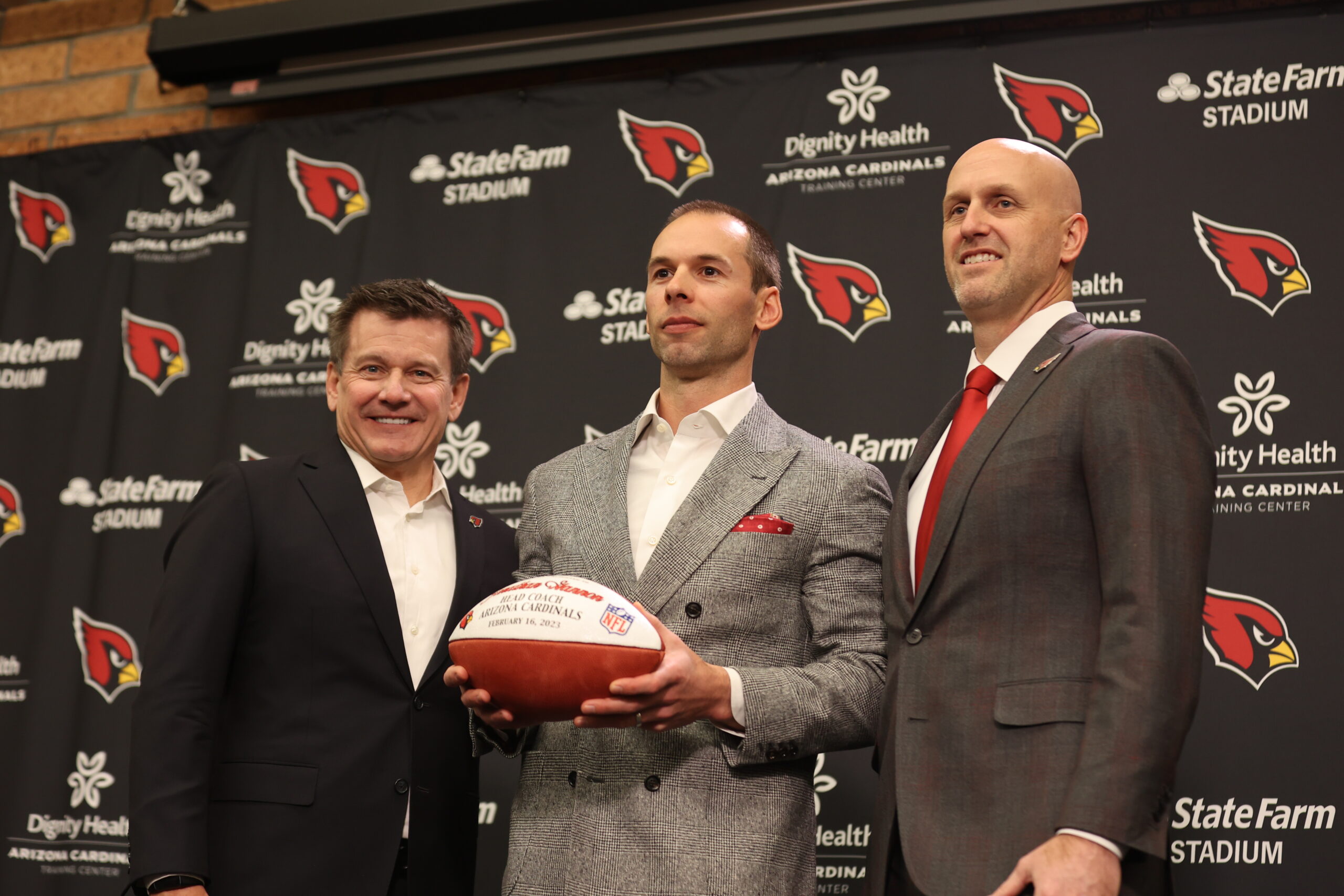 Arizona Cardinals HC Jonathan Gannon Readies for First Regular