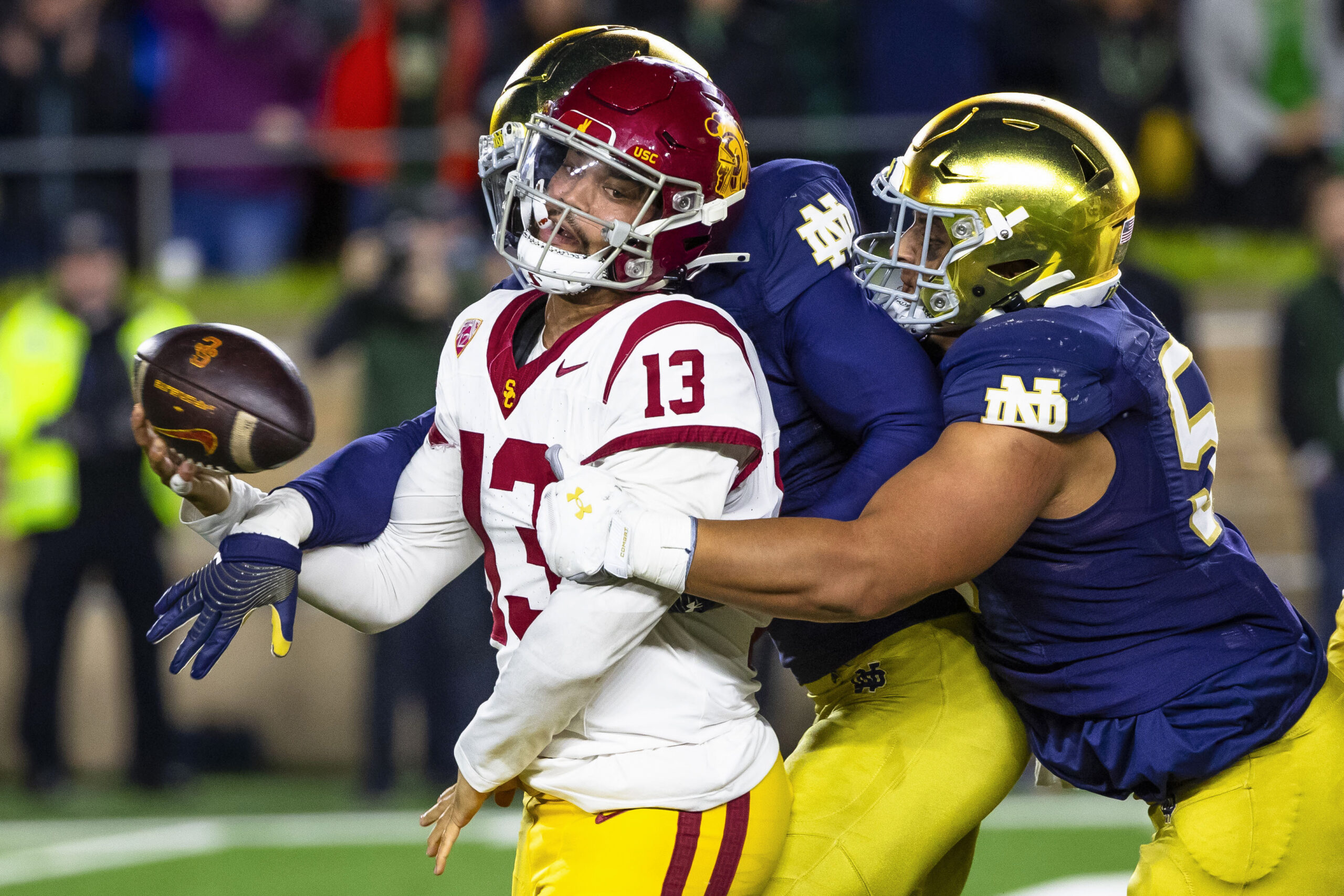 Heisman Watch Pac12 QBs swap places as Penix shines, Williams struggles